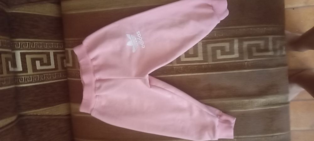 Костюм Adidas  на дівчинку