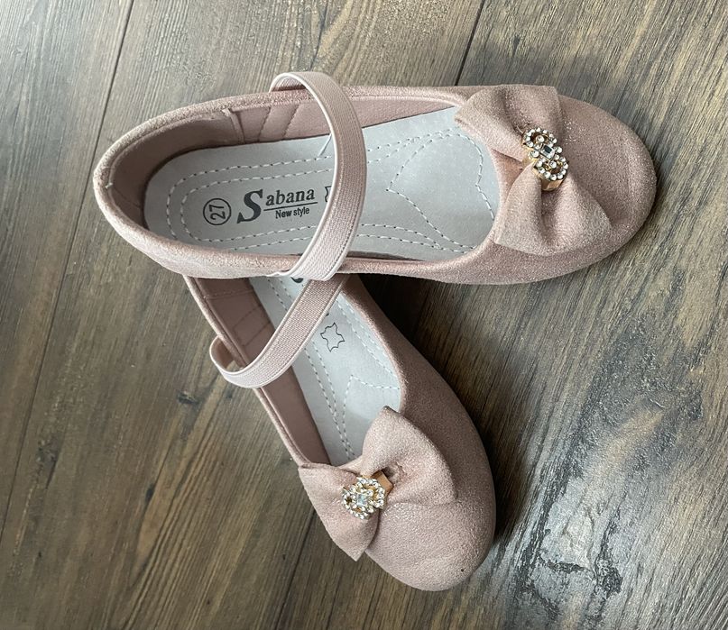 Balerinki dla dziewczynki roz. 27 używane