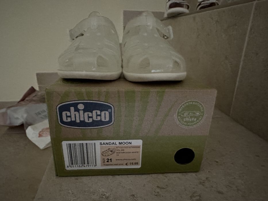 Sandálias Chicco número 21