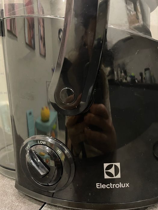 Соковижималка Electrolux
