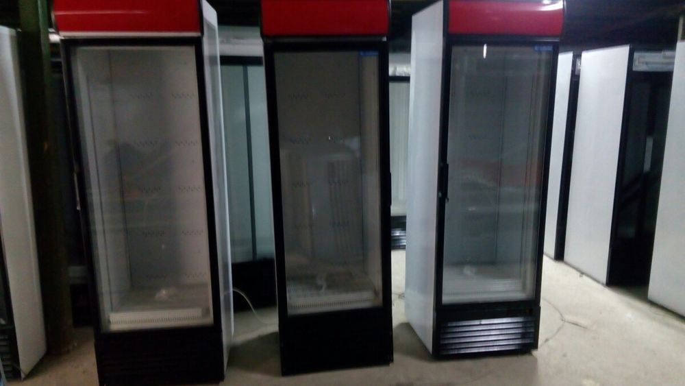 Холодильна вітрина.шафа вітрини холодильні витрина холодильная шкаф