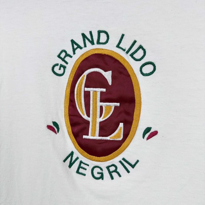 T-Shirt Vintage anos 90 Proweight Grand Lido Negril L Branca