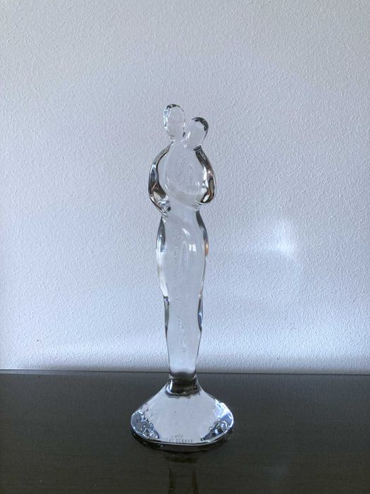 Peça de escultura em cristal "namorados" marca Vista Alegre