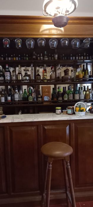 Bar em cerejeira de paços de Ferreira