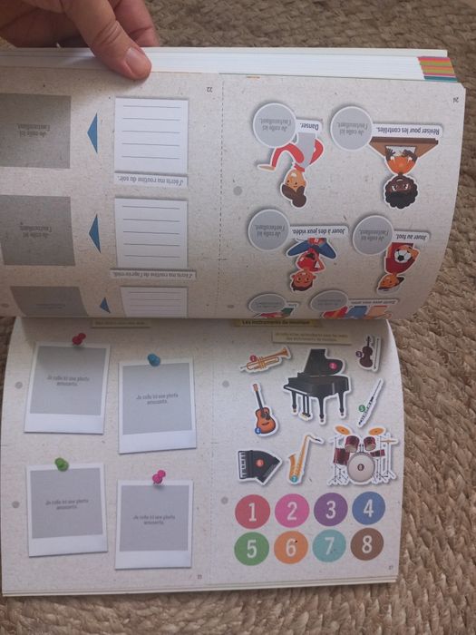 Caderno de atividades FRANCÊS 7.ano