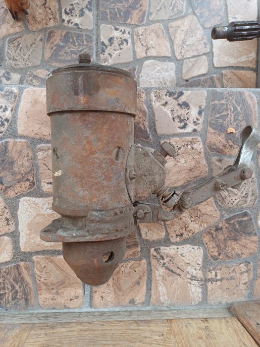 Стартер та генератор до Москвича 401, 400