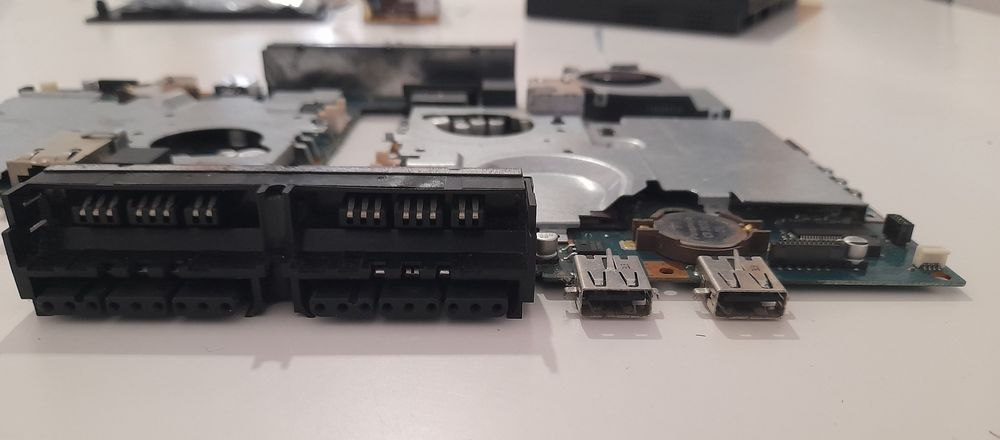 PlayStation 2  SCPH-90004 Peças