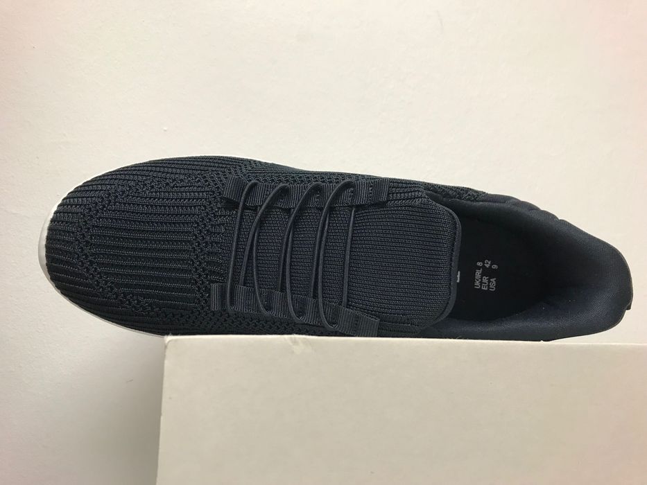Buty wsuwane Primark - rozmiar 42 – Komfort, amortyzacja, styl!