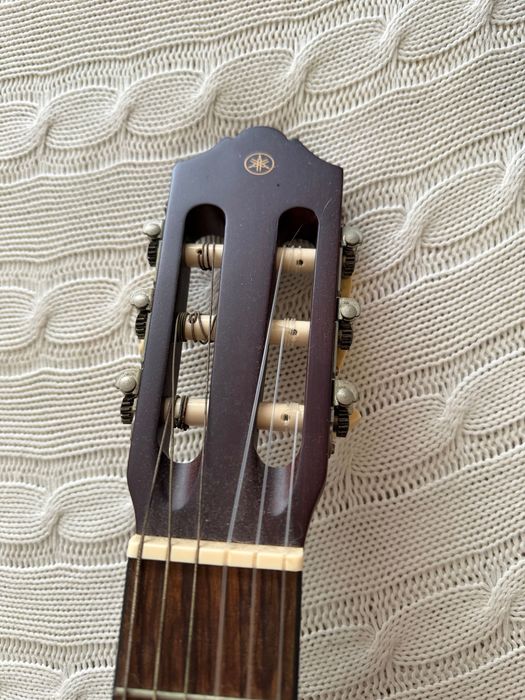 Guitarra Yamaha modelo C30M II