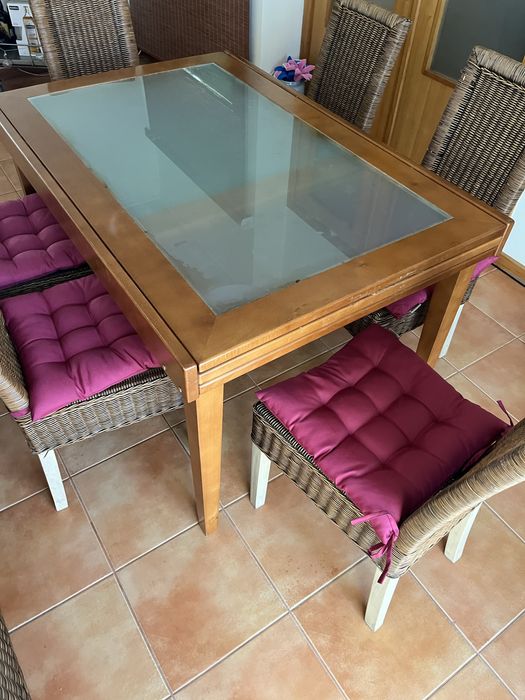 Mesa de jantar como nova
