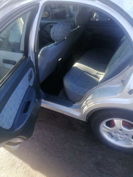 Nissan Almera N15 1996