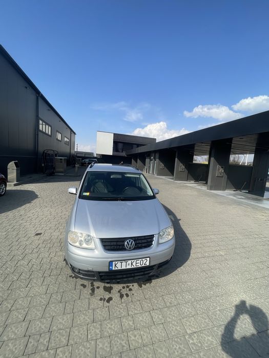 Volkswagen Touran 2.0 TDI для військ.без завдатка ЗСУ свіжак