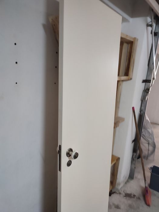 Porta Interior + Puxafor