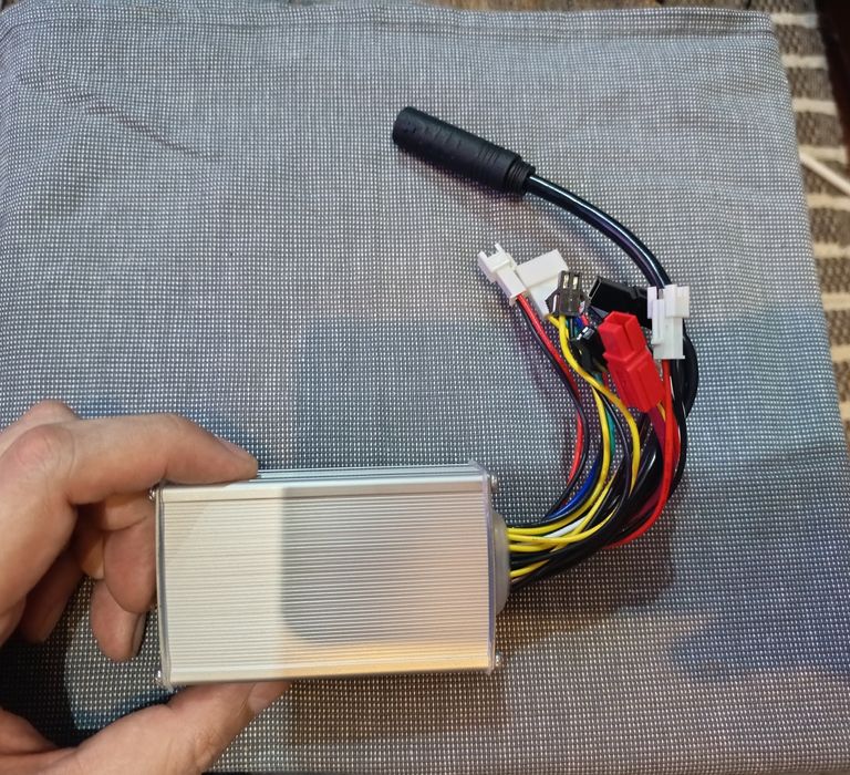 Controlador de motor de corrente contínua (DC) sem escovas (brushless),