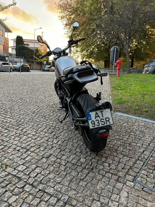 Benelli Leoncino 500