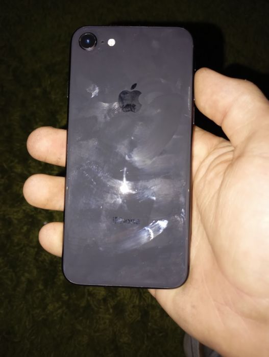 Продам айфон 8 неверлок (64гб)