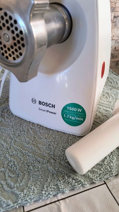М'ясорубка Bosh 1500w