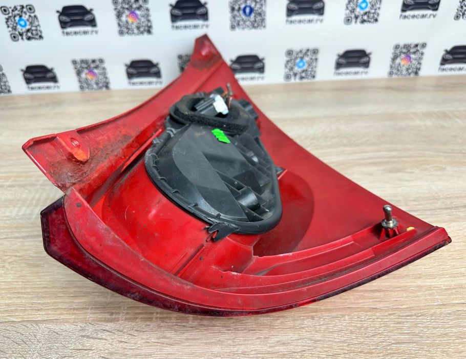 Задній ліхтар Peugeot 107 / Citroen C1 (2005–2014) Оригінал