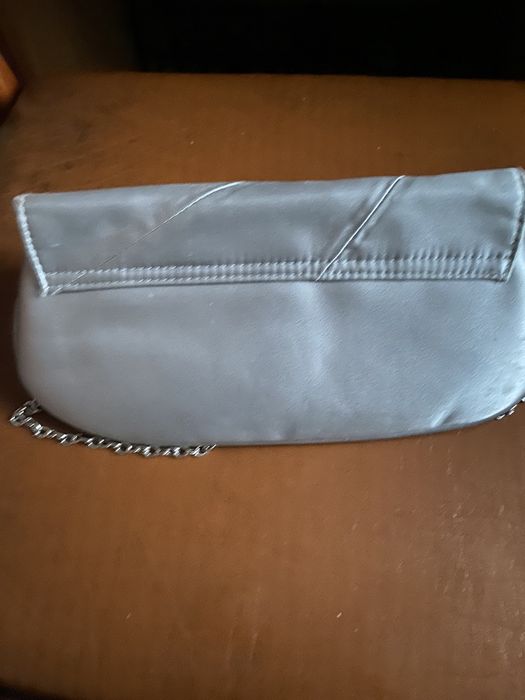Сумка-клатч на цепочке