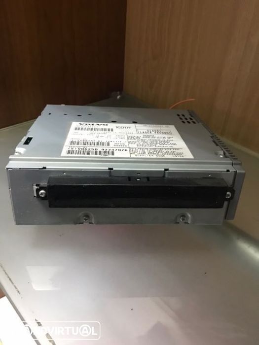 rádio volvo v50