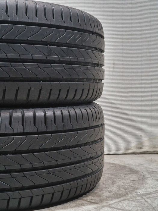 2 Pneus 205/45R16 CONTINENTAL Semi Novos