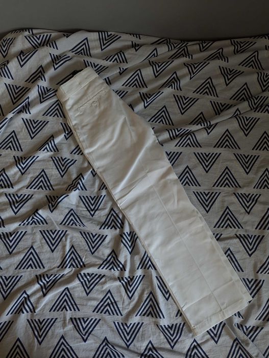 Białe spodnie firmy Dickies W26/L30