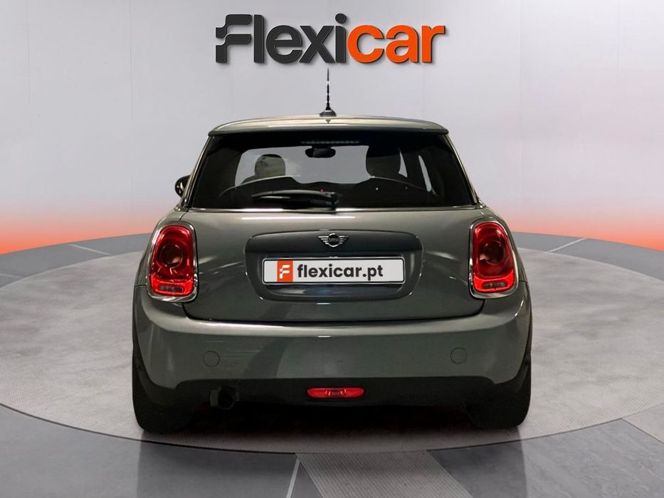 MINI 3 Portas One