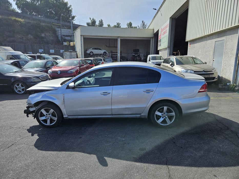 Volkswagen Passat B7 1.6 TDi de 2013 para peças