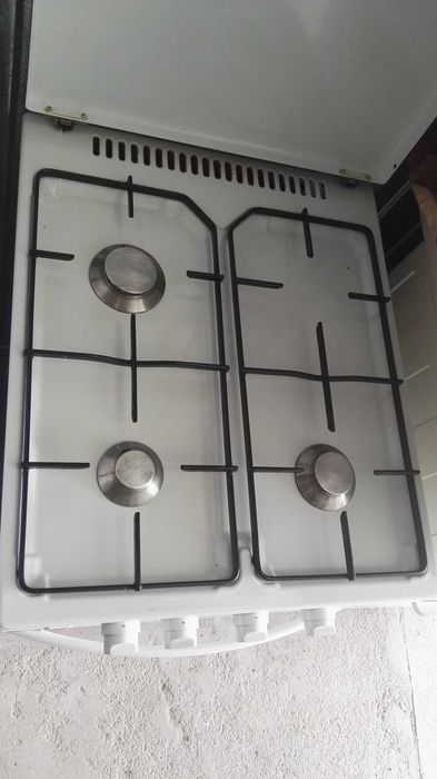 Kuchenka gazowa na gaz ziemny niemieckiej marki WAMSLER