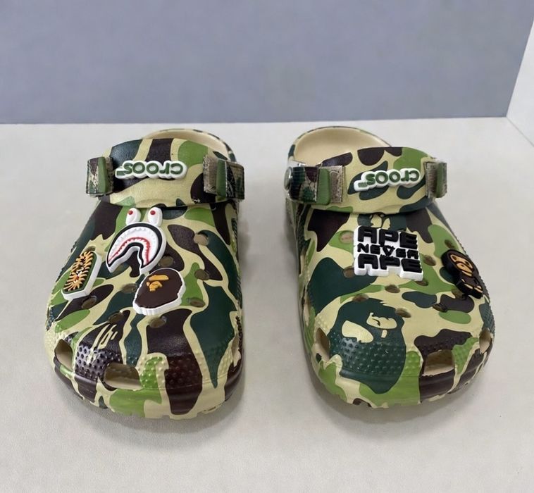 Сучасні крокси бейп bape