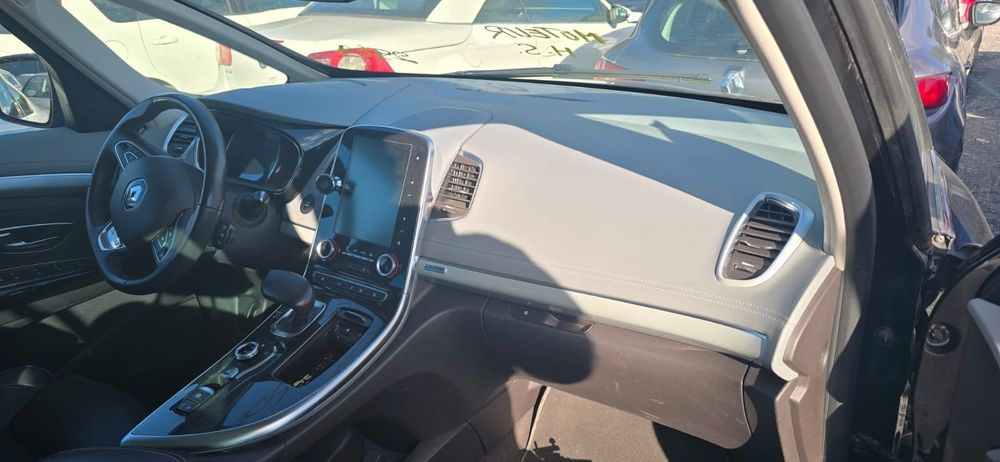 Konsola Renault Espace V 5 initiale deska rozdzielcza oryginalna