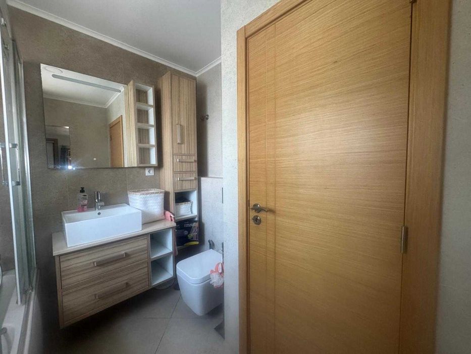 Apartamento de alta qualidade com vistas maravilhosas e exposição nascente, poente, norte e sul para as praias, cidades e campo