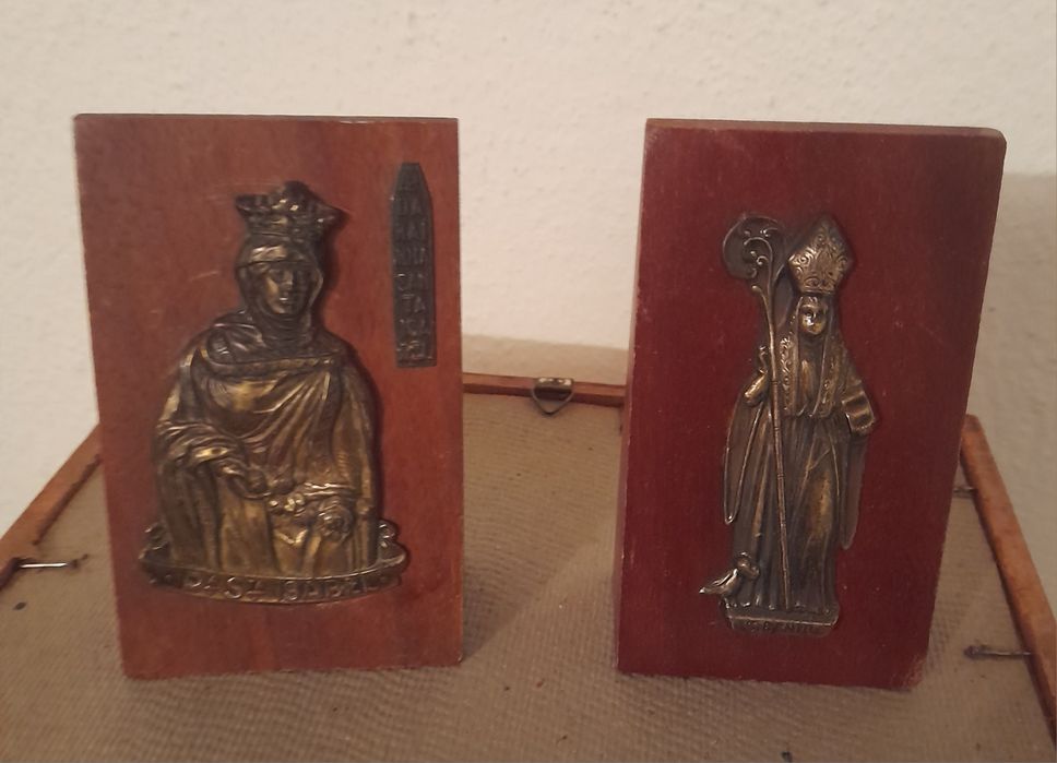Arte Sacra santos madeira metal