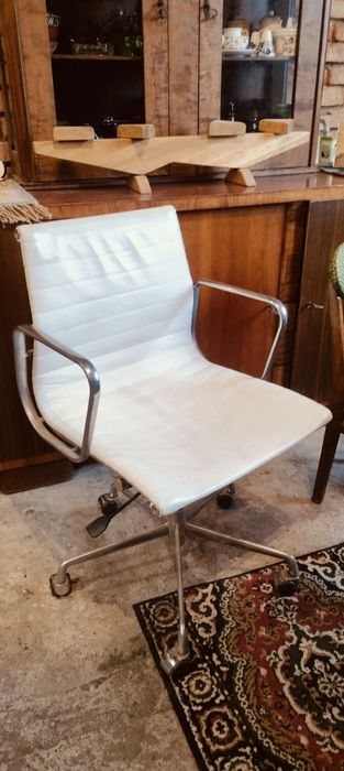 Fotel BiurowyCH1171T biała skóra