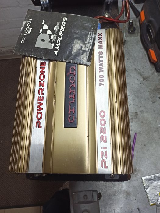 Автомобильный усилитель Crunch Pzi2200