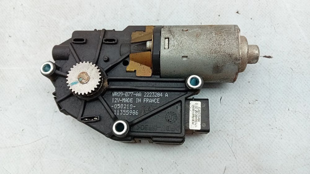 Motor do teto de abrir HYUNDAI Tucson (TL)
