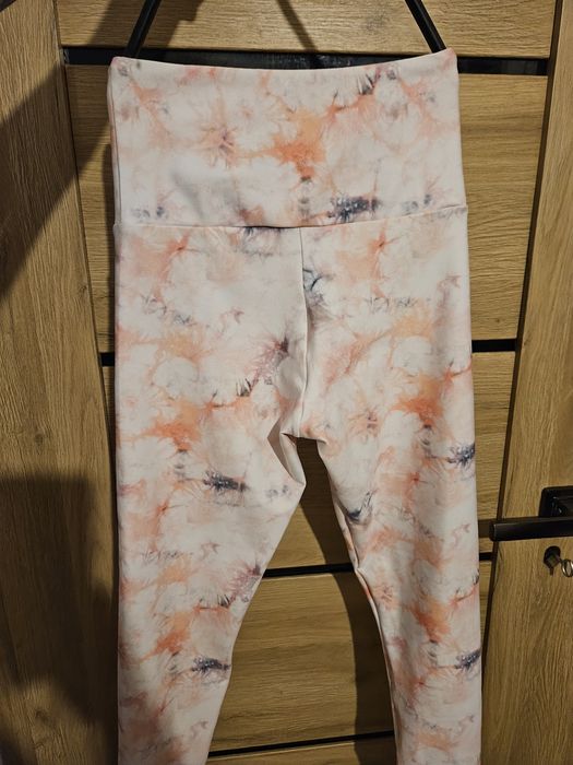 Sportowe legginsy Carpatree. Rozmiar XS