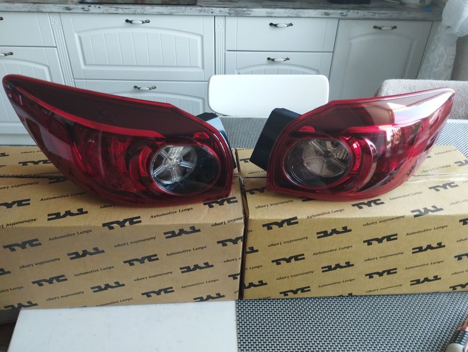 Фонарь задний Мазда 3 2014+.2017+. Седан и хетчбек