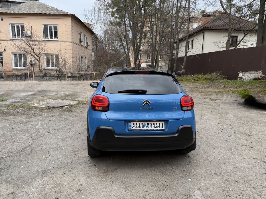 Продаю автомобіль