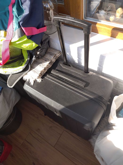 Велика валіза самовивіз Луцьк