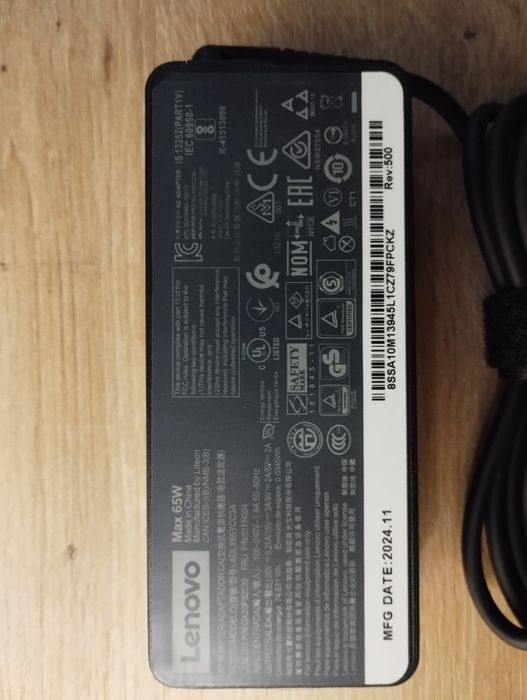 Зарядное устройство Lenovo USB Type-c 65вт. Новое.