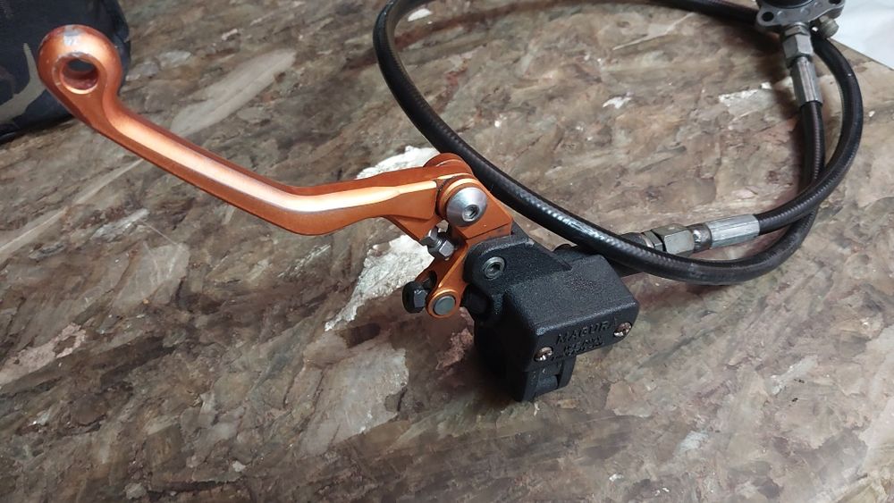 Машинка щеплення MAGURA KTM exc 06р
