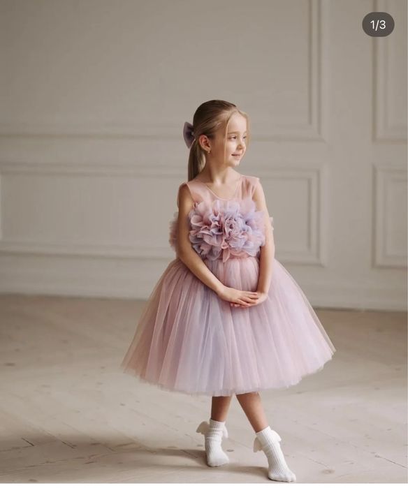 Сукня ніжна святкова 116-122 см, 5-7 років, на свято Новий рік