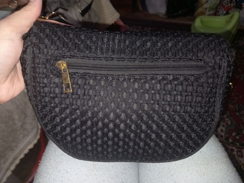 Сумка кросбоди бананка