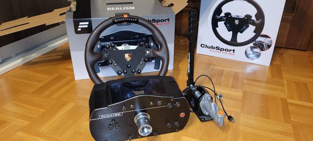 Fanatec ClubSport CSW 2.5 + kierownica  Porsche 918 RSR