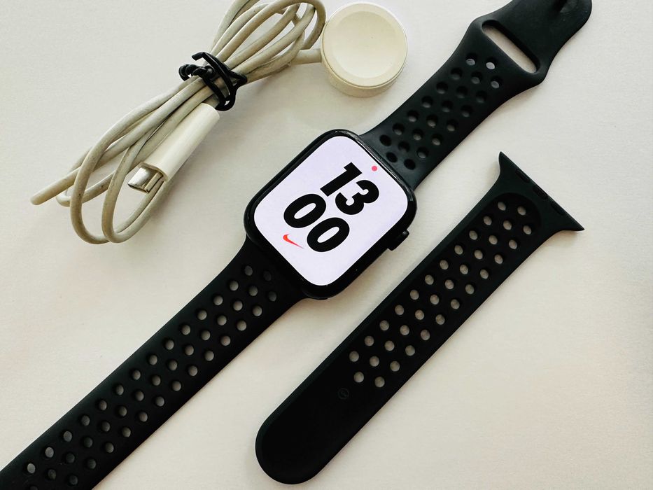 Smartwatch Apple Watch Series 7 45 mm Nike Stan BDB Okazja!