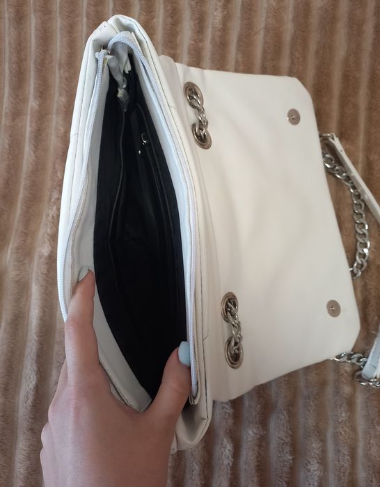 Стьобана сумка LEMAN showroom