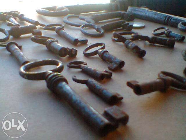 Chaves antiga. Não são réplicas