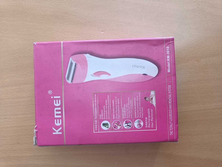 Trimmer/Razor Rosa Feminino com Caixa