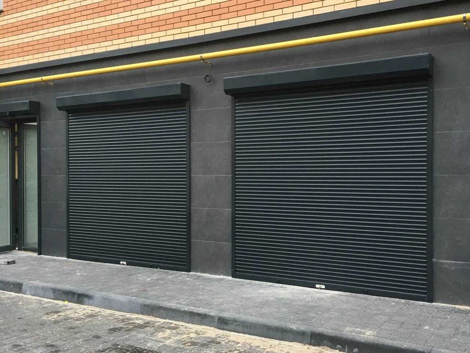 Гаражні ролети б/у та нові  - захисні ролети на гараж, двері та вікна